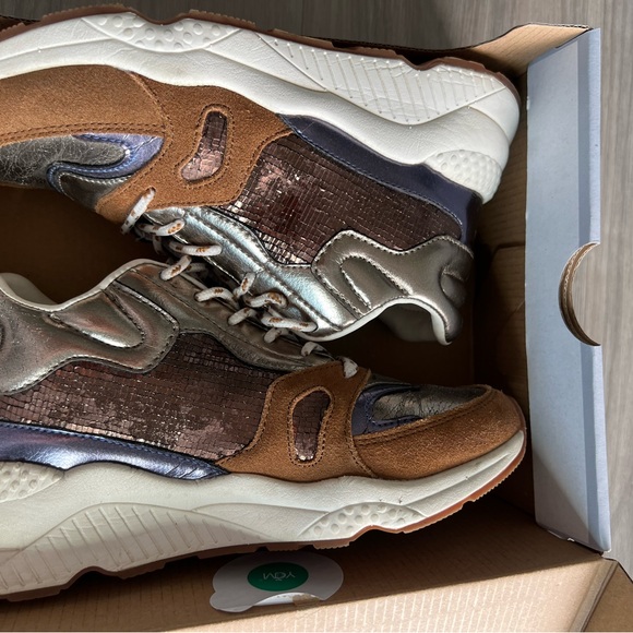 Sport shoes size 6 - Picture 7 of 7